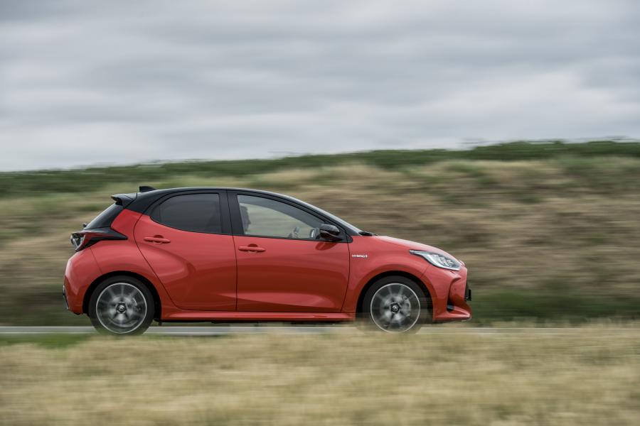  Toyota Yaris Hybrid 2020 года  (WW) (фото 106 из 111)
